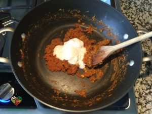 Saag Chole Pour the Cashew Paste