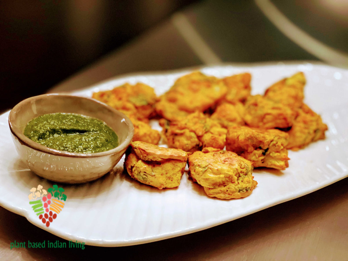 Cauliflower Pakoras/Fritters